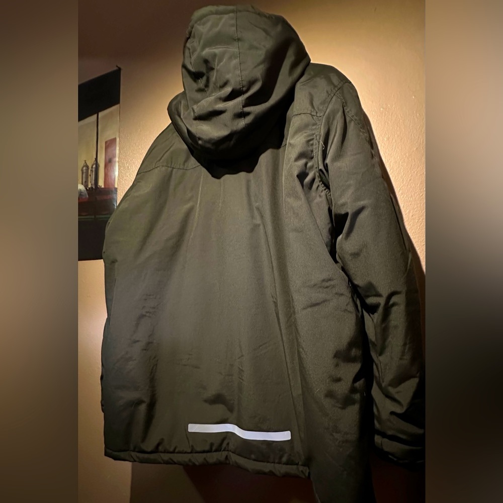 GREEN WINTER/SNOW COAT